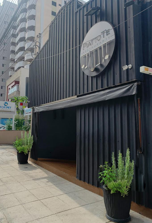 Proposta de Substituição de plantas para os vasos do Restaurante Piatto Te